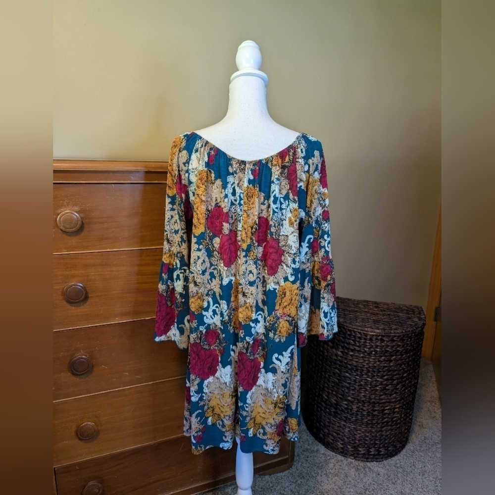 Paisley Grace USA Boutique Extra Long Tumic - Picture 10 of 13